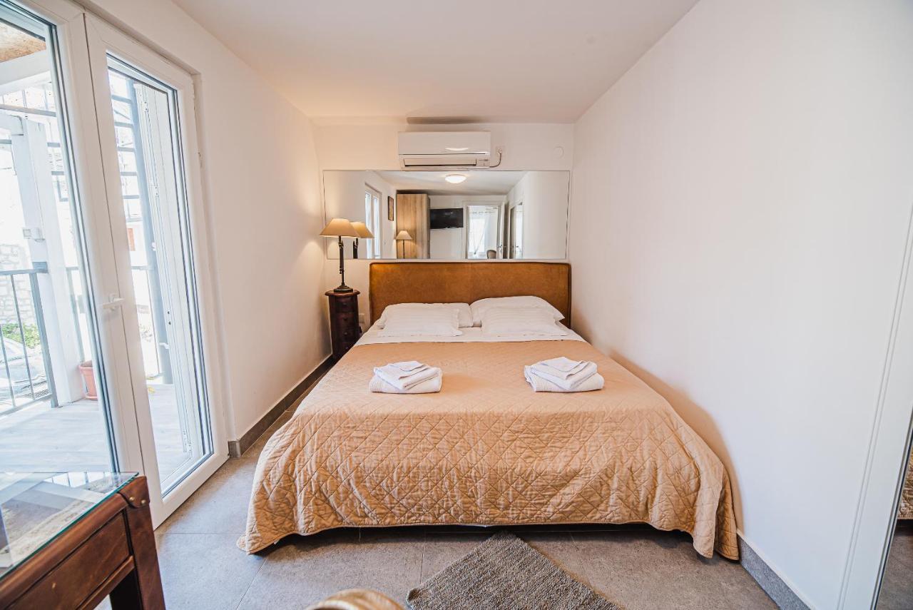 Downtown Luxury Apartments With Hot Tub Vodice Exterior foto