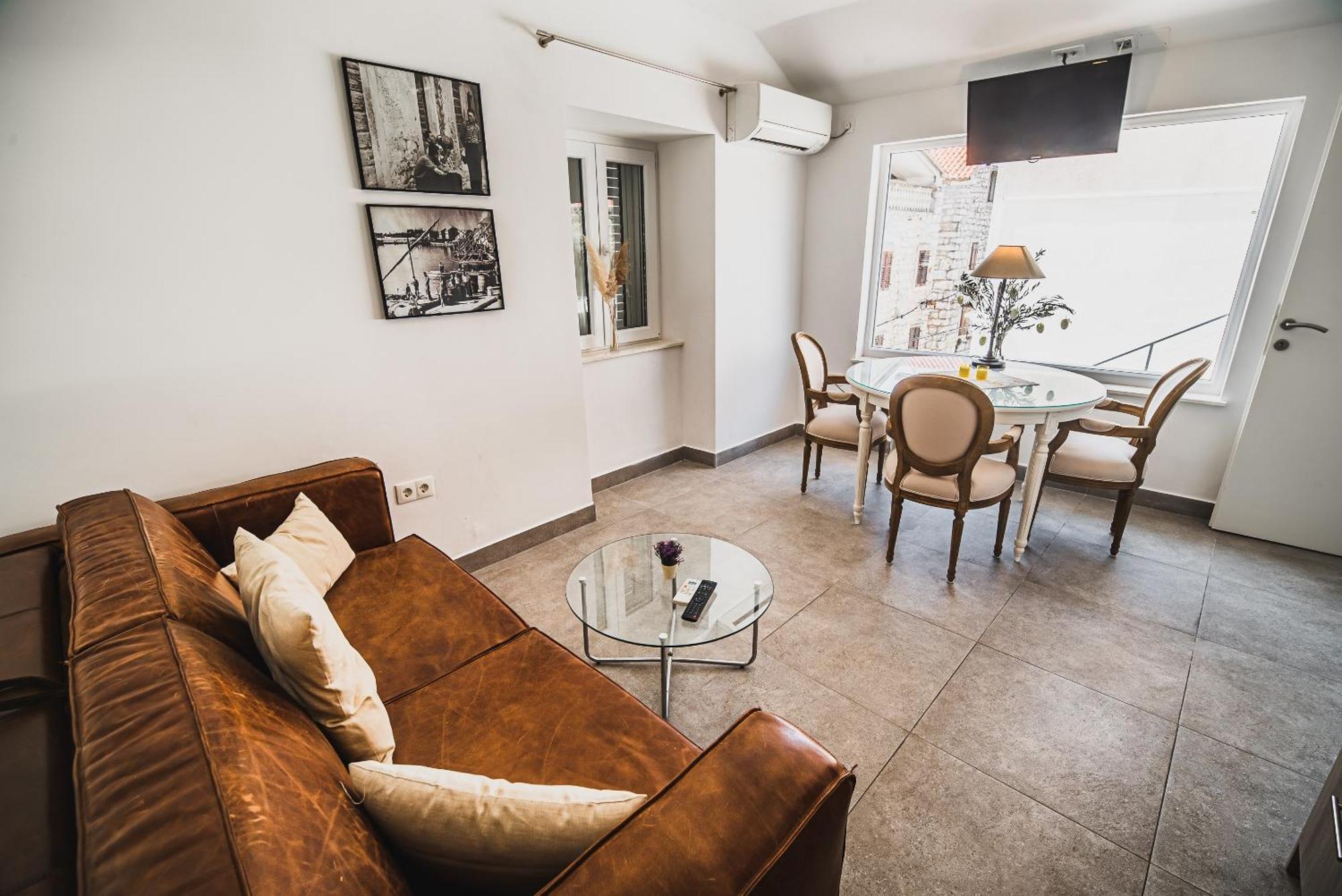 Downtown Luxury Apartments With Hot Tub Vodice Quarto foto